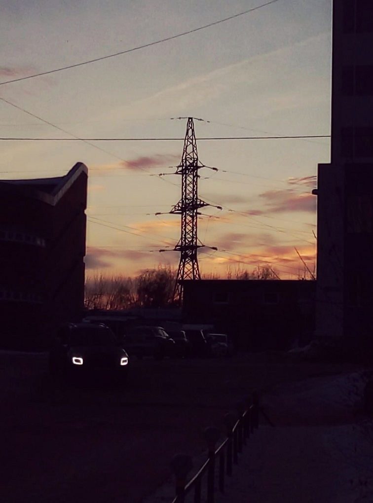 Вот такой был рассвет в Томске во вторник. Фото автора. 