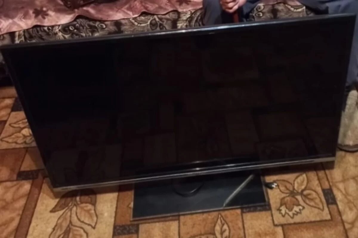    Молодая пара обокрала дом в Тверской области