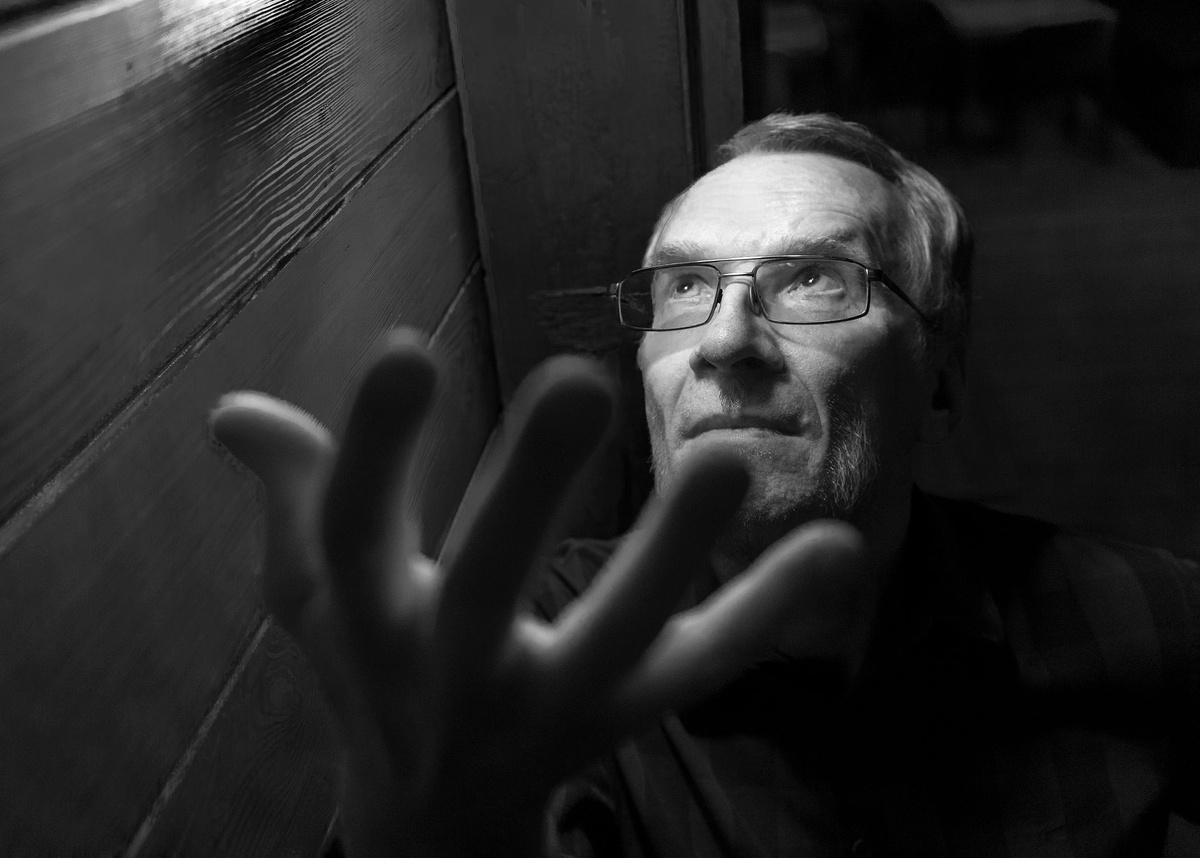 Сергей Гурьев, московский  рок-журналист,  музыкальный критик, редактор журналов  КОНТРКУЛЬТУРА и  PINOLLER. Фото из архива ВК Сергея Гурьева.