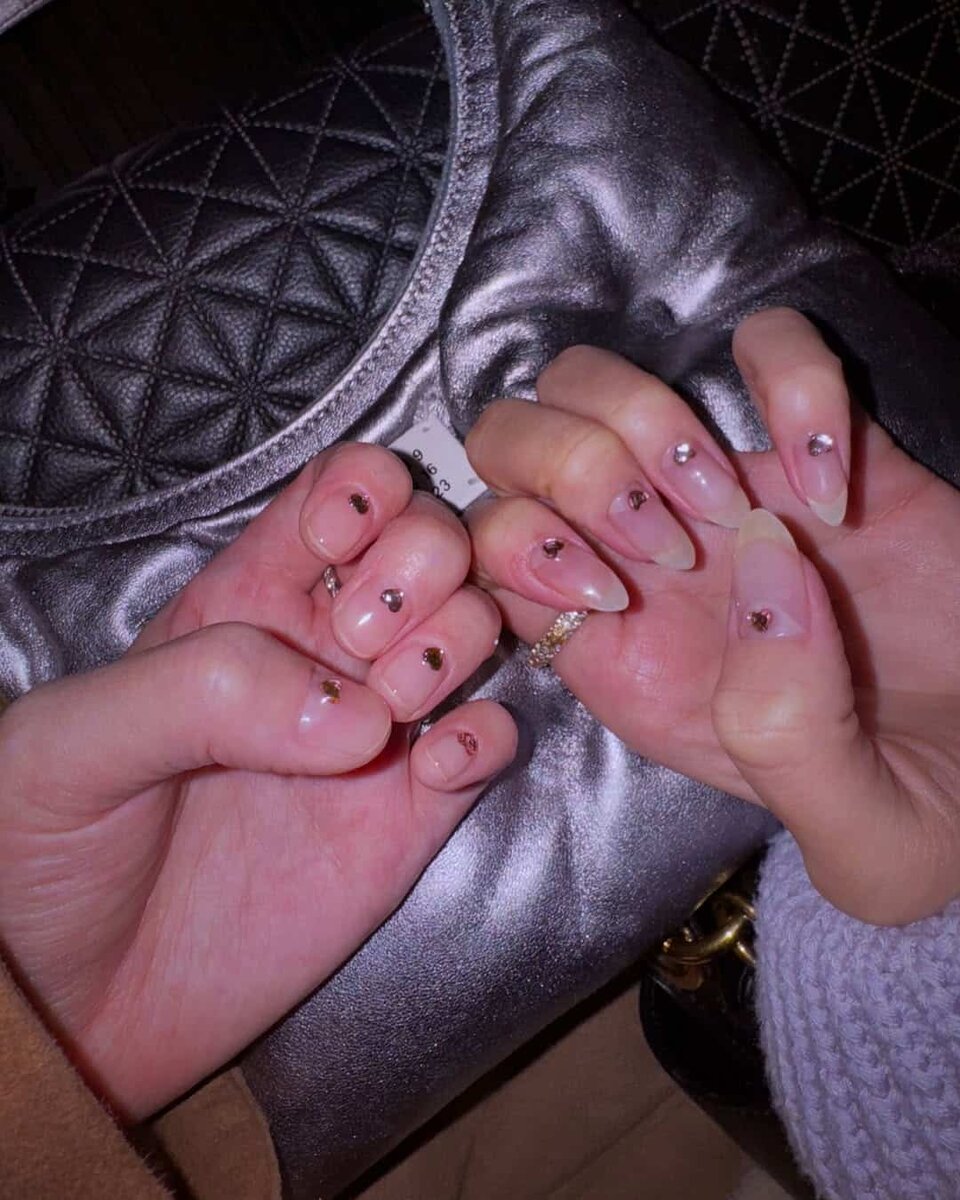 источник: @hyunah_aa📷
📷
