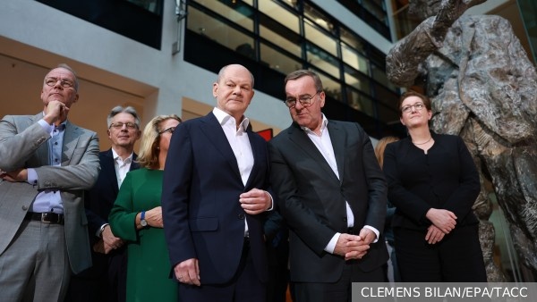     Фото: CLEMENS BILAN/EPA/ТАСС   
 Текст: Дмитрий Бавырин