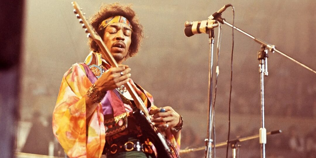 10 фактов о Джими Хендриксе: 82 года со дня рождения легендарного гитариста