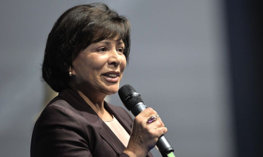 Роднина считает, нужно прекратить травлю спортсменов, выступающих под нейтральным флагом