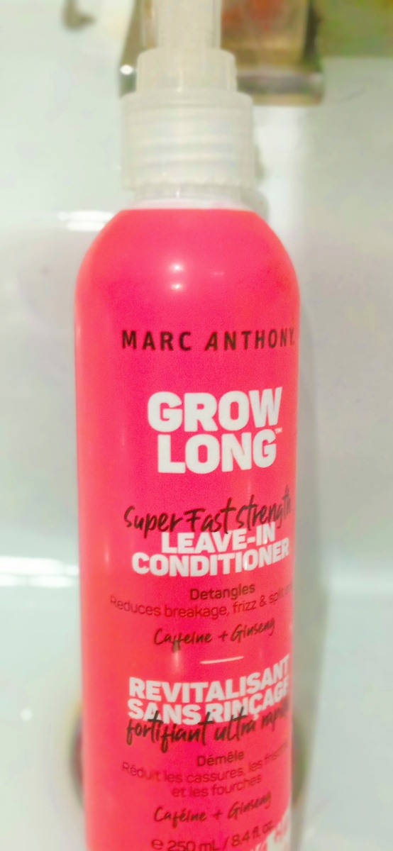 Вот такой флакончик поселился в нашей ванной.