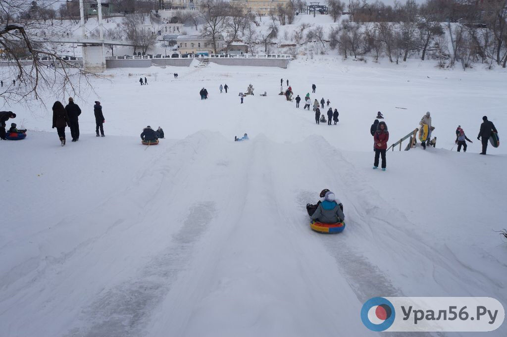    Кувандык в этом году решил отказать от центральной ледяной горки