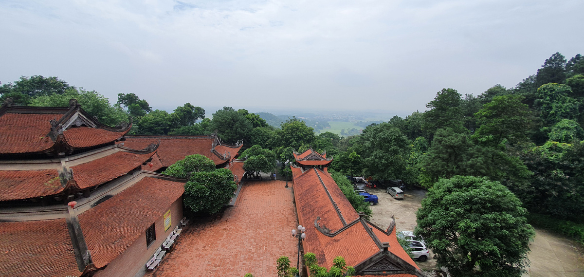Вид на главную площадь с верхнего яруса