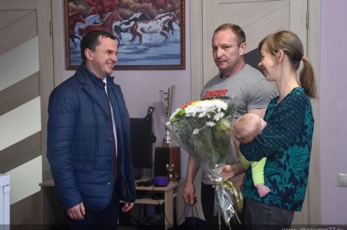    Дом семьи из Барнаула подключили к газу точно в срок после обращения к главе региона.