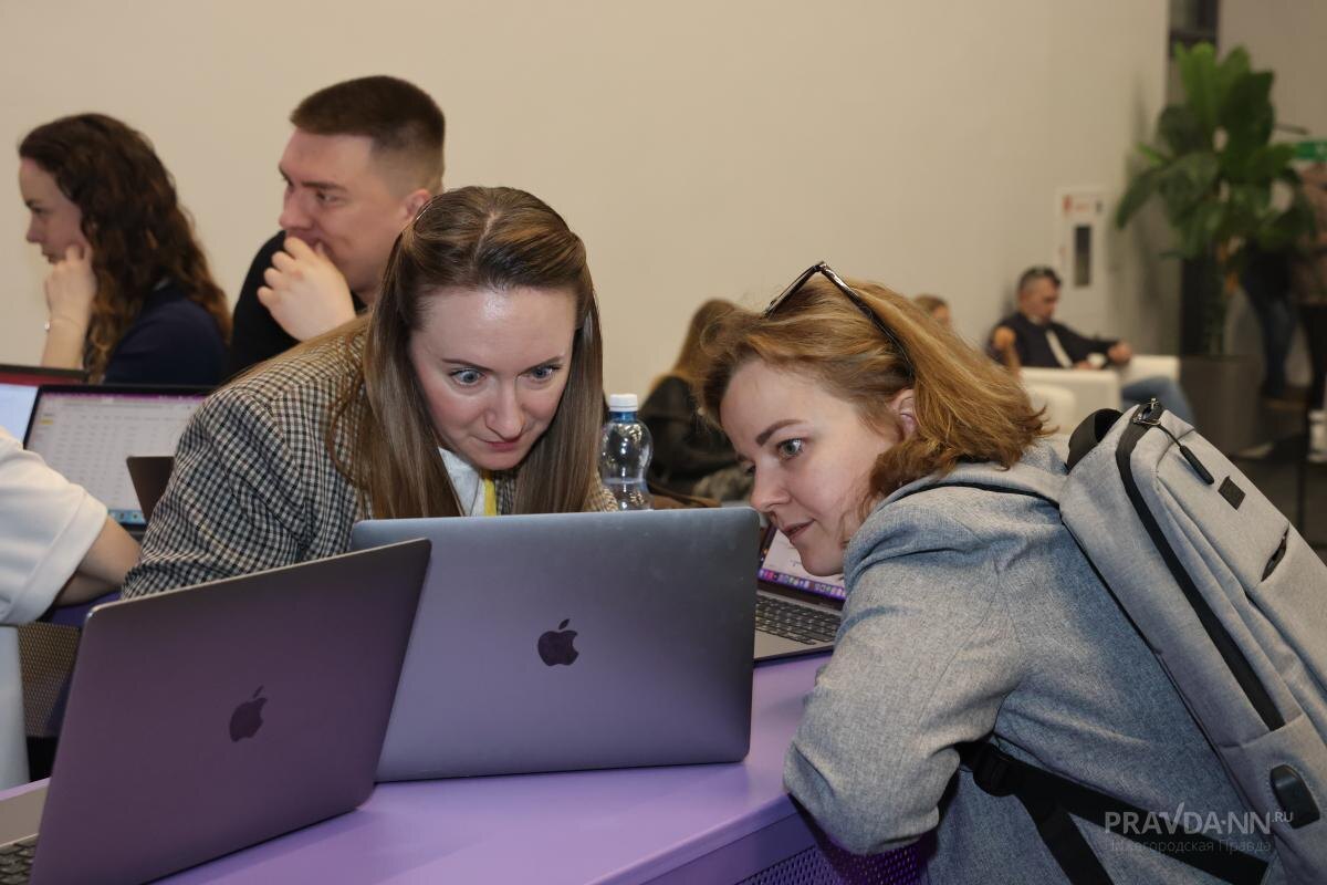    Первоначальный список из 120 слов был сформирован на основе опросов на сайте и в социальных сетях