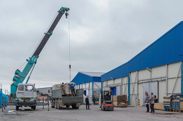    За последние годы рыбаки вложили десятки миллиардов в строительство береговых перерабатывающих заводов и береговой инфраструктуры. Фото:  АиФ