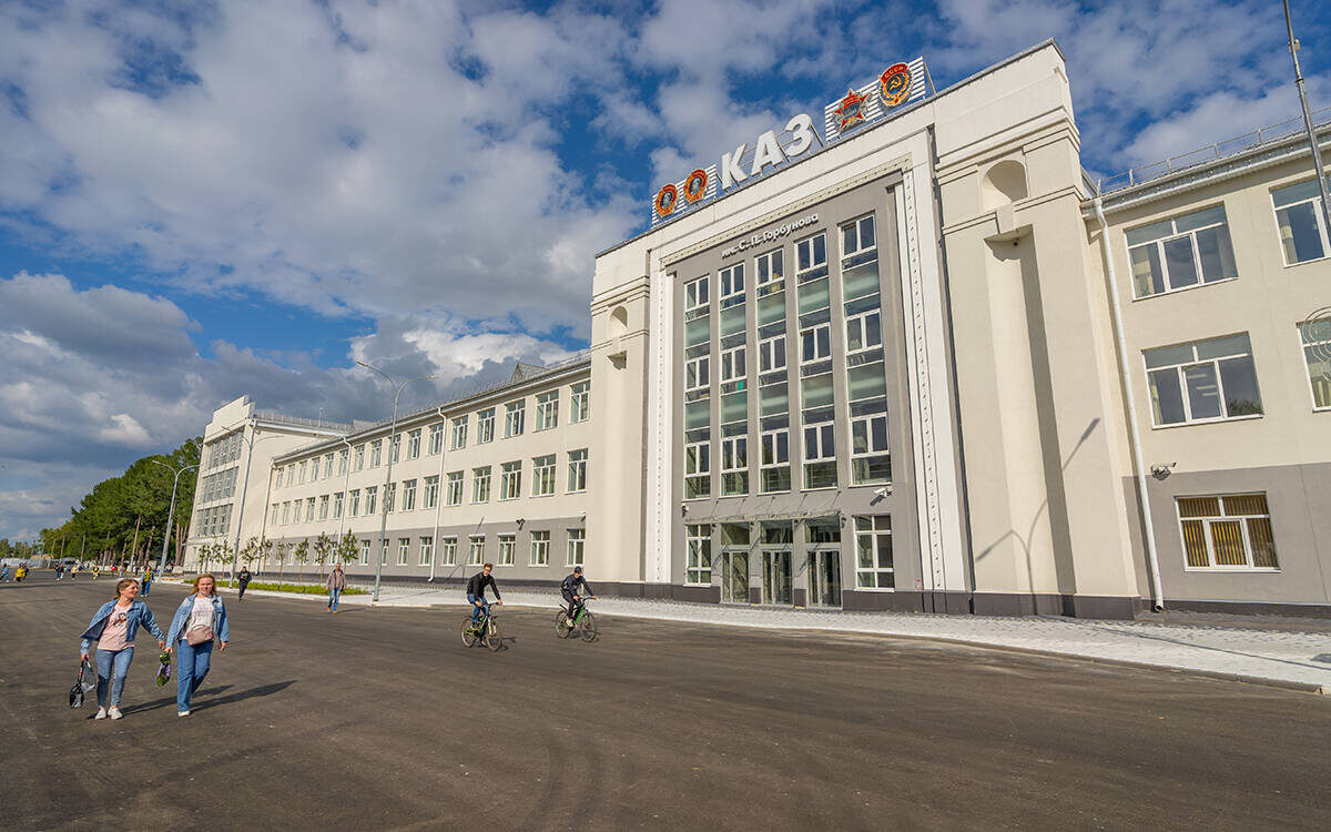 Специалисты ОКБ им. А. Н. Туполева и Казанского авиационного завода им. С. П. Горбунова с удовлетворением вспоминают Александра Бобрышева. Фото: © Владимир Васильев / «Татар-информ»