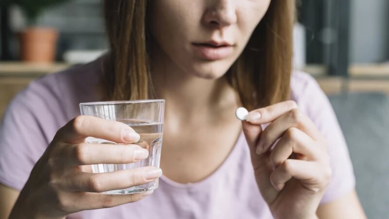     Таблетки. freepik.com/freepik.