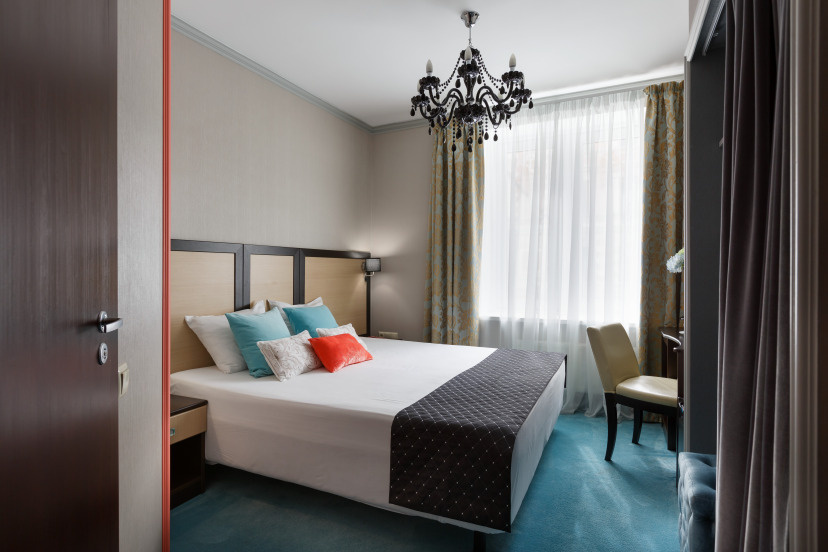 Обзор и отзыв на отель «Статский Советник» в Санкт-Петербурге