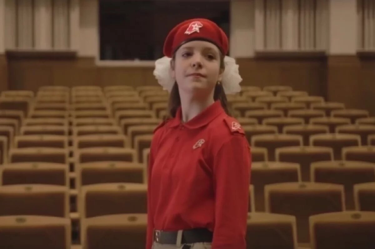    На одной сцене с SHAMAN споёт новосибирская школьница Ульяна Параилова