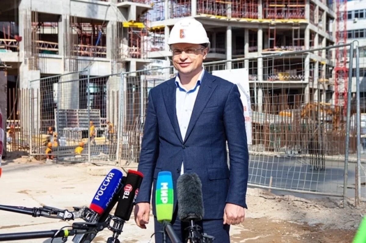    Загрутдинов: началось устройство кровли строящейся школы в Лефортове