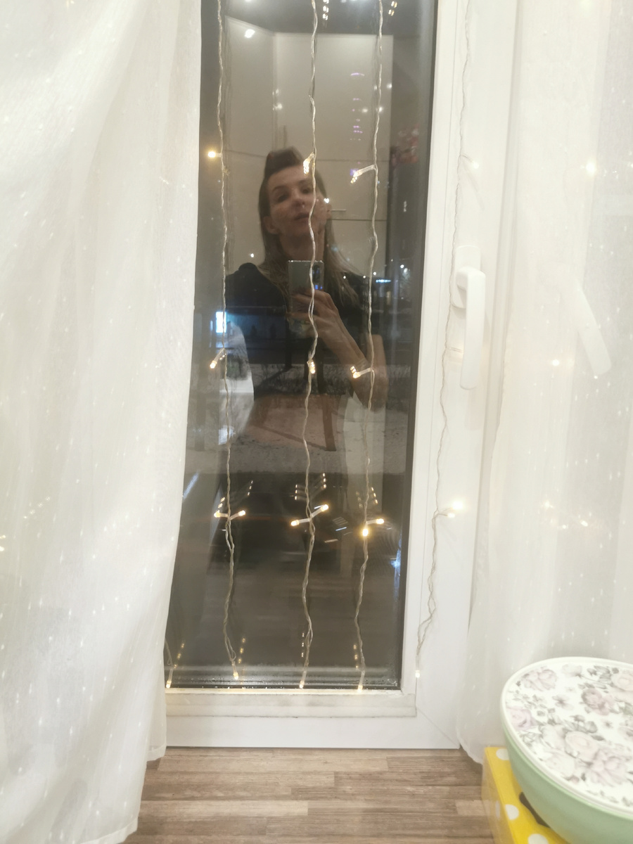 Утро было темным.