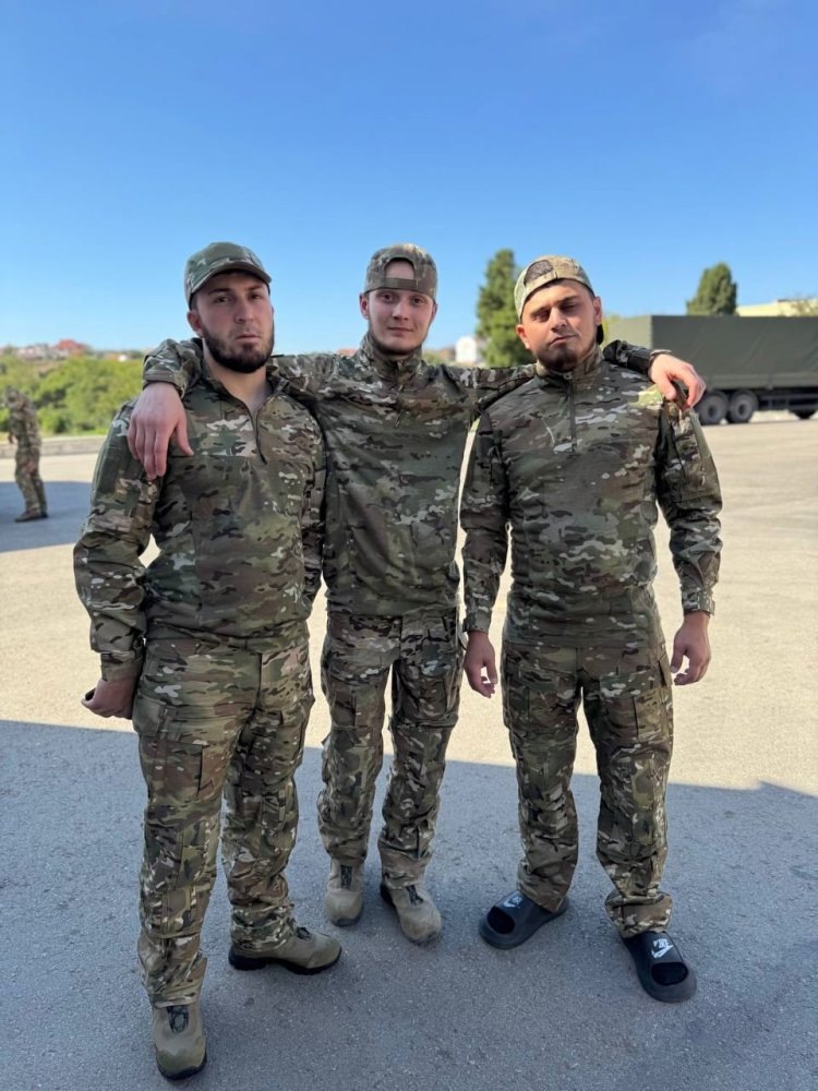    Трое братьев из Нефтеюганска встали на защиту мирных граждан Курской области