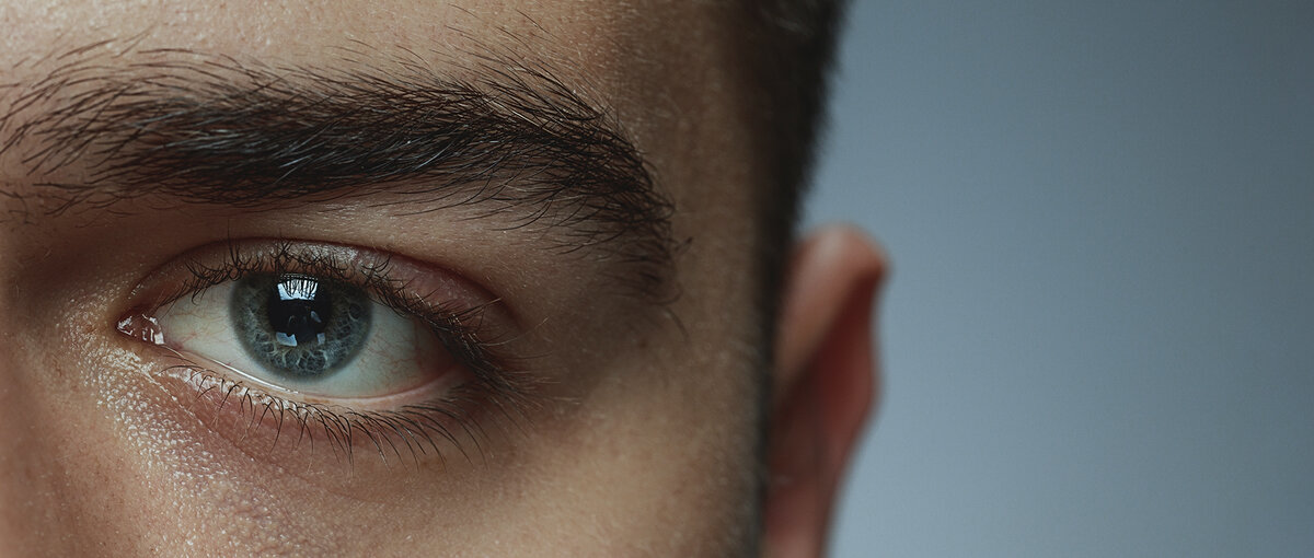 Если вы заметили покраснение и боль в глазах, не откладывайте визит к врачу.