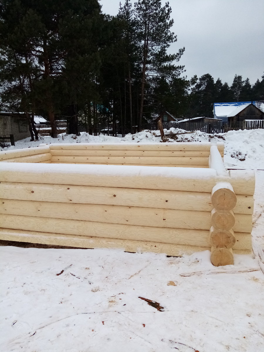 Часть нашего будущего дома 6х6 ждёт, когда его привезут на постоянное место