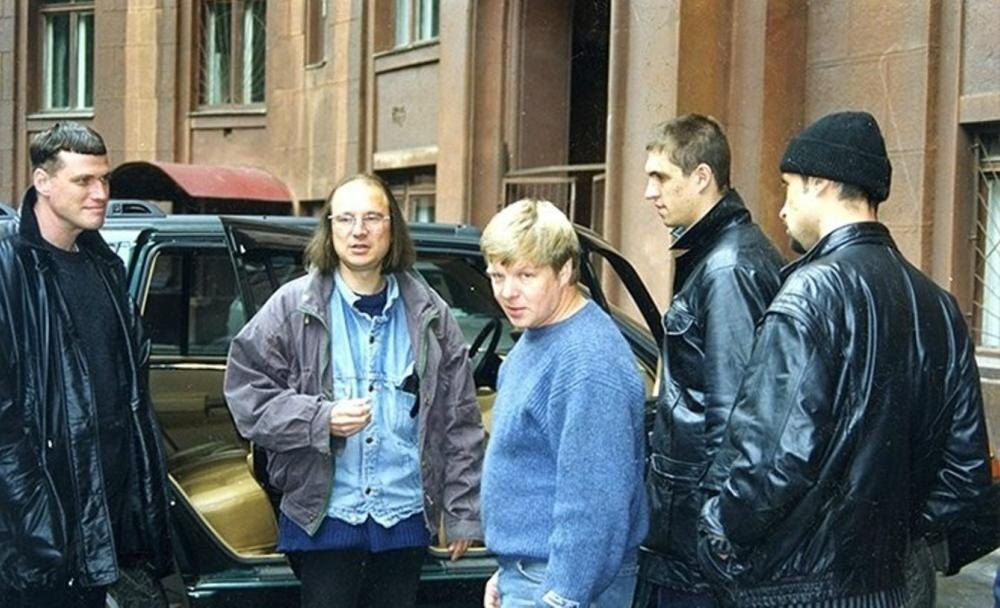 Кадры со съемочной площадки фильма Брат – Алексей Балабанов и бандиты