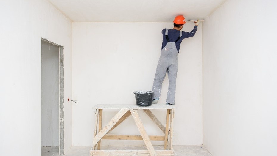    Работы по внутренней отделке в новостройке Автор фото: Сергей Ермохин / "Деловой Петербург"