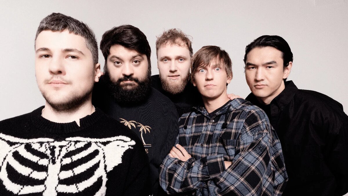 Основной состав комиков шоу "Что было дальше?". Впрочем, он иногда меняется. 