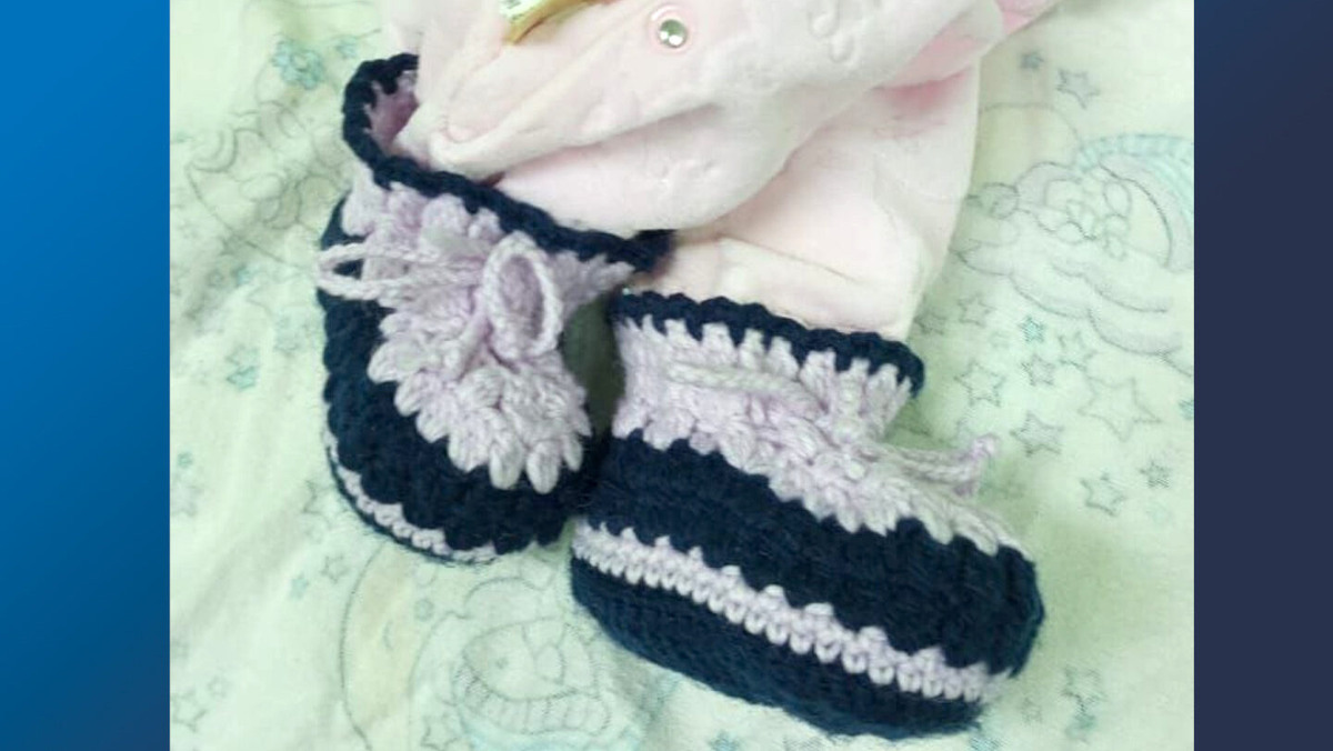    Подарки от серебряных волонтёров. Фото: акция «Поделимся теплом души»