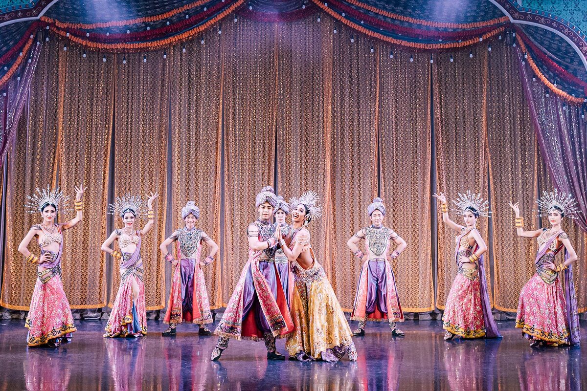 Здесь и далее фото с сайта кабаре