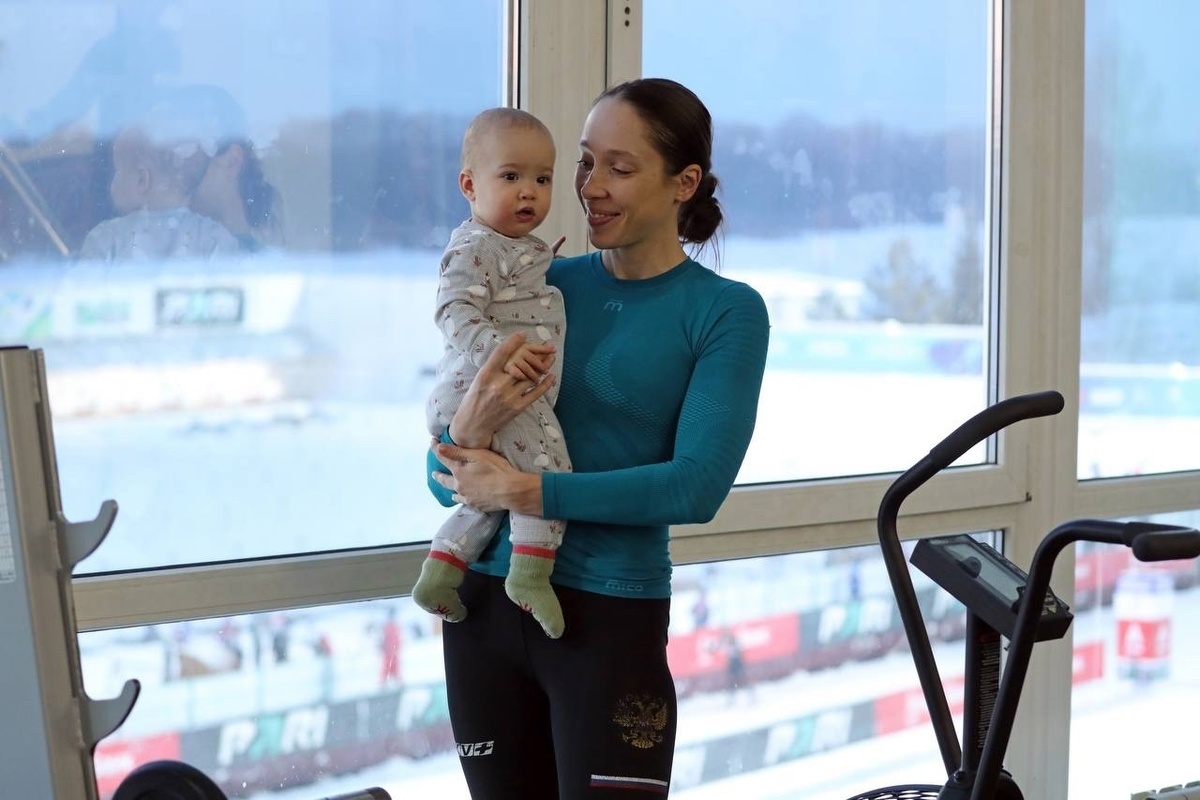 Ульяна Нигматуллина с дочкой в январе 2024 года // Фото: Матч ТВ