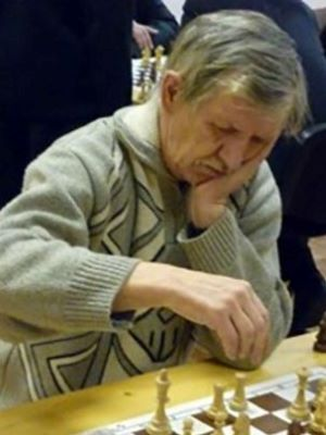 Владимир Байков. См. https://www.chessbase.ru/player/vladimir-baykov-/