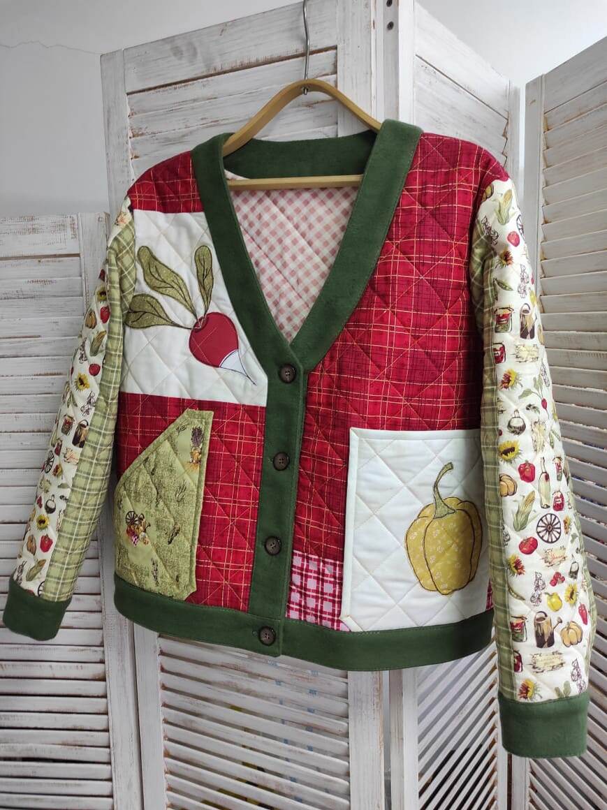 Куртка Садовника. Аппликация "Редиска" и "Перец". Хлопок, винтажный велюр, винтажные пуговицы. 