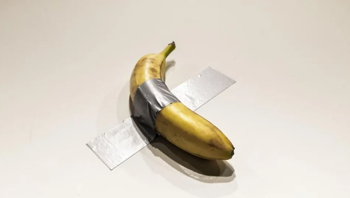 Произведение искусства художника Маурицио Каттелана