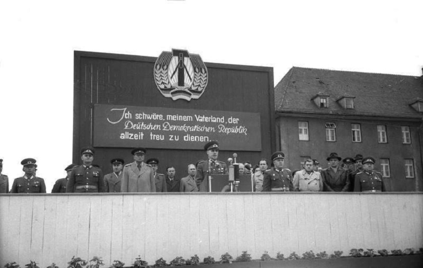 Главнокомандующий ГСВГ А. А. Гречко на параде войск ННА ГДР, 1956 г