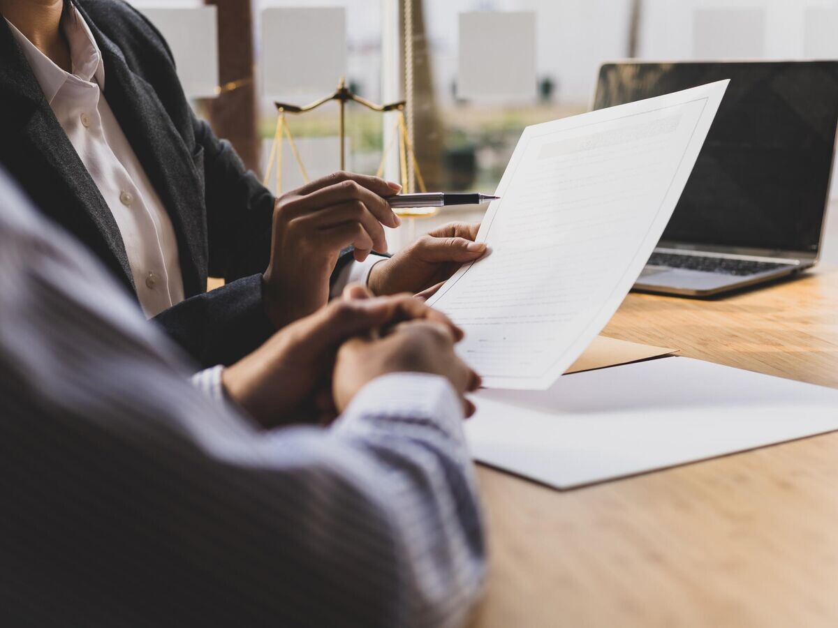    Юридическая консультация© iStock.com / Wasan Tita