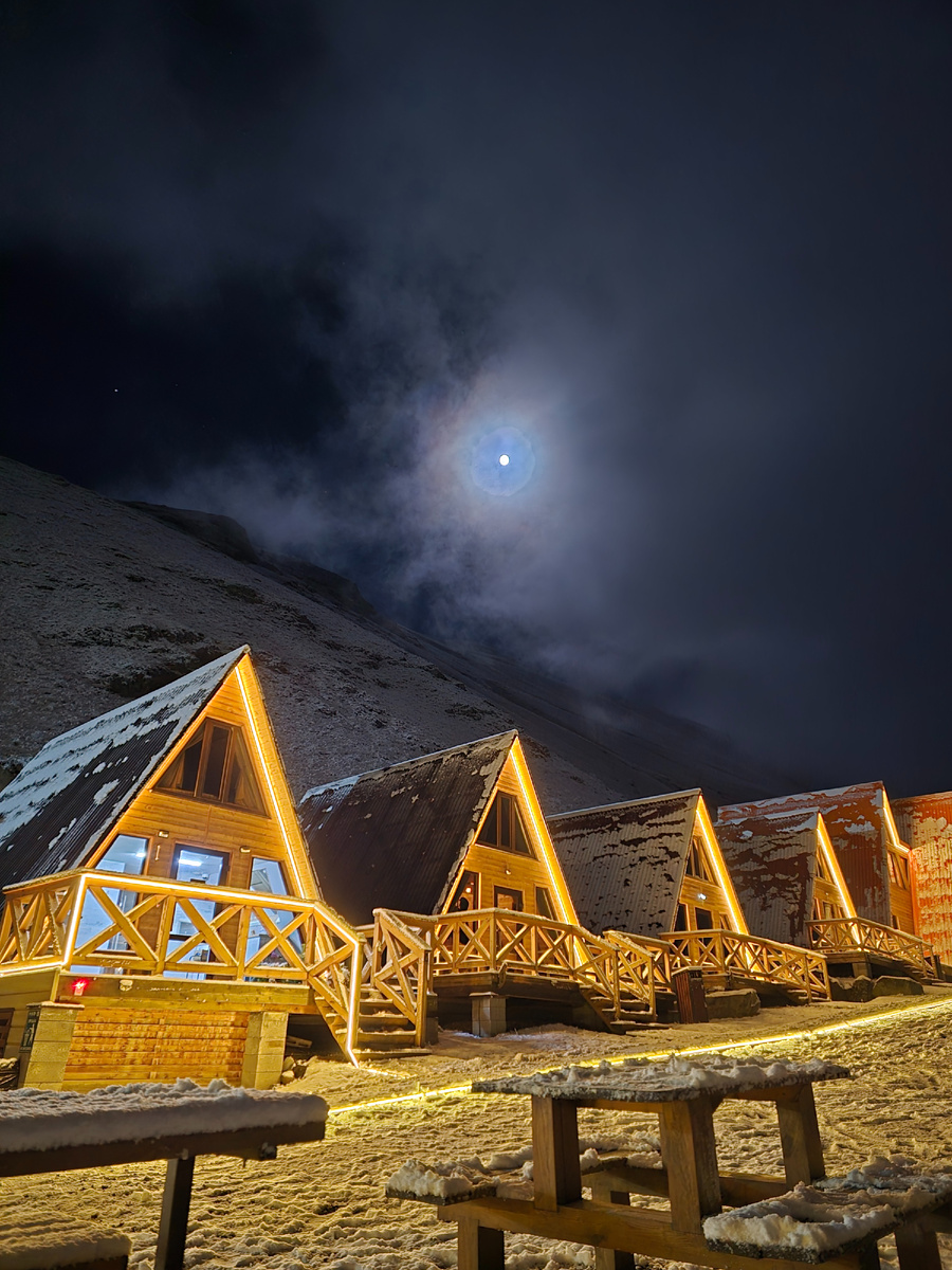 Проживание в А-фрейм домах.