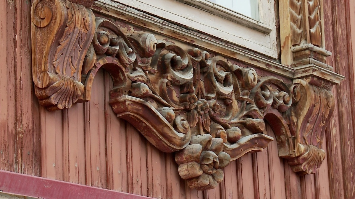 В орнаментах старинных наличников зашифрована информация о семье, которой принадлежал дом