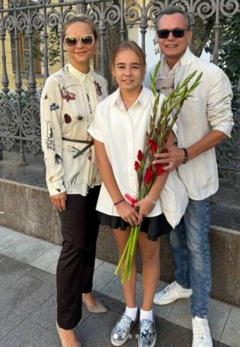 Владимир Левкин с женой Мариной и дочкой Никой. Фото: соцсети
