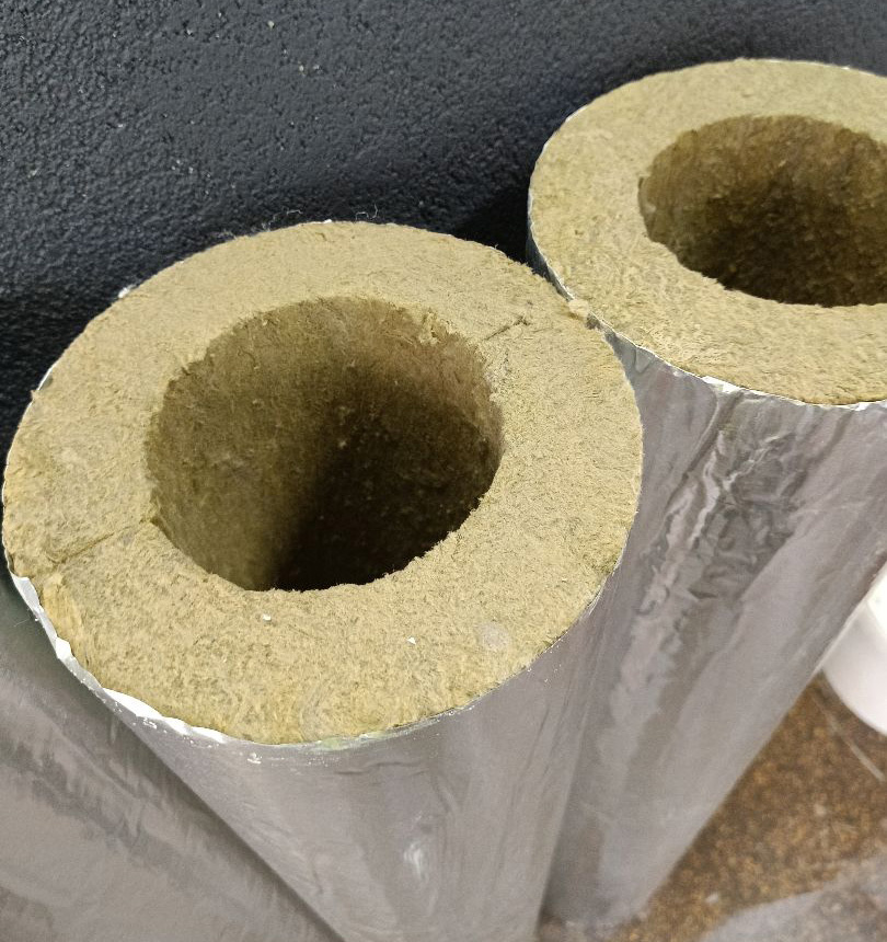 Техническая теплоизоляция в форме цилиндров от компании Rockwool