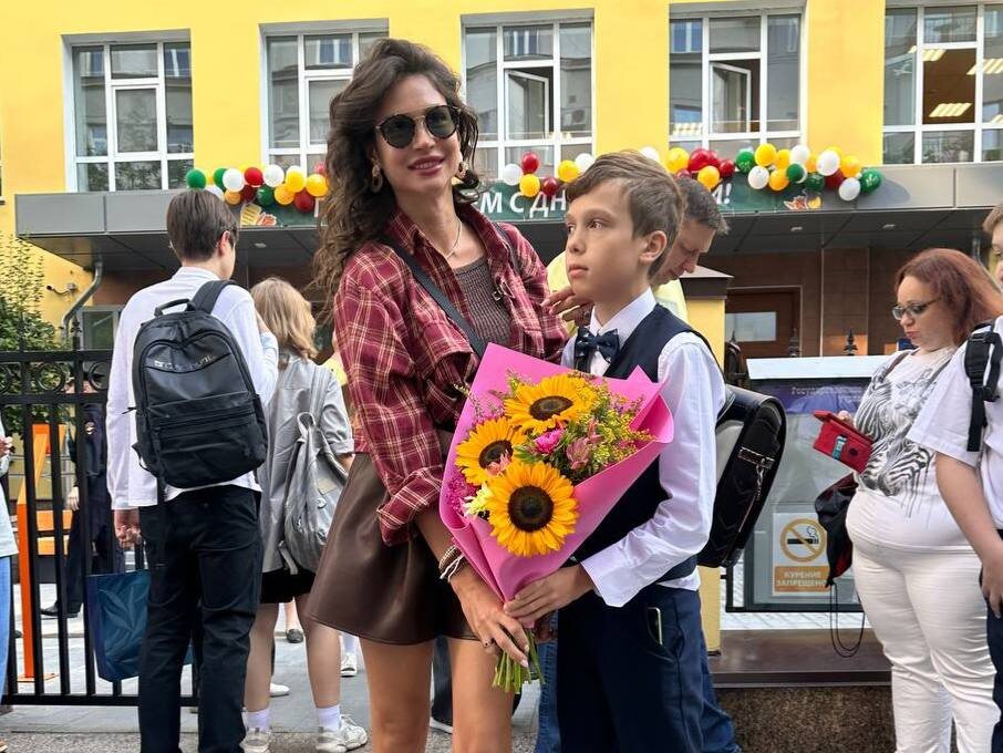 Анастасия со старшим сыном Андреем