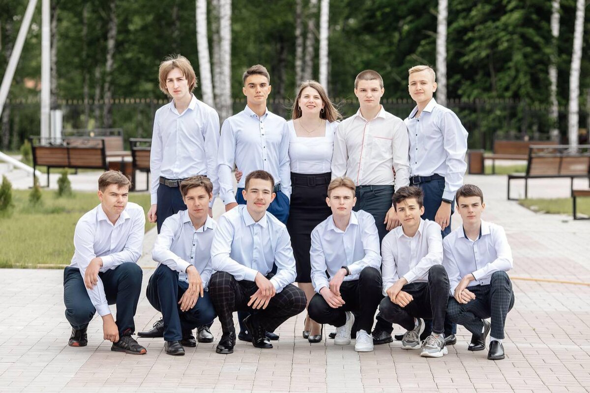 Ирина Аржанова с выпускниками