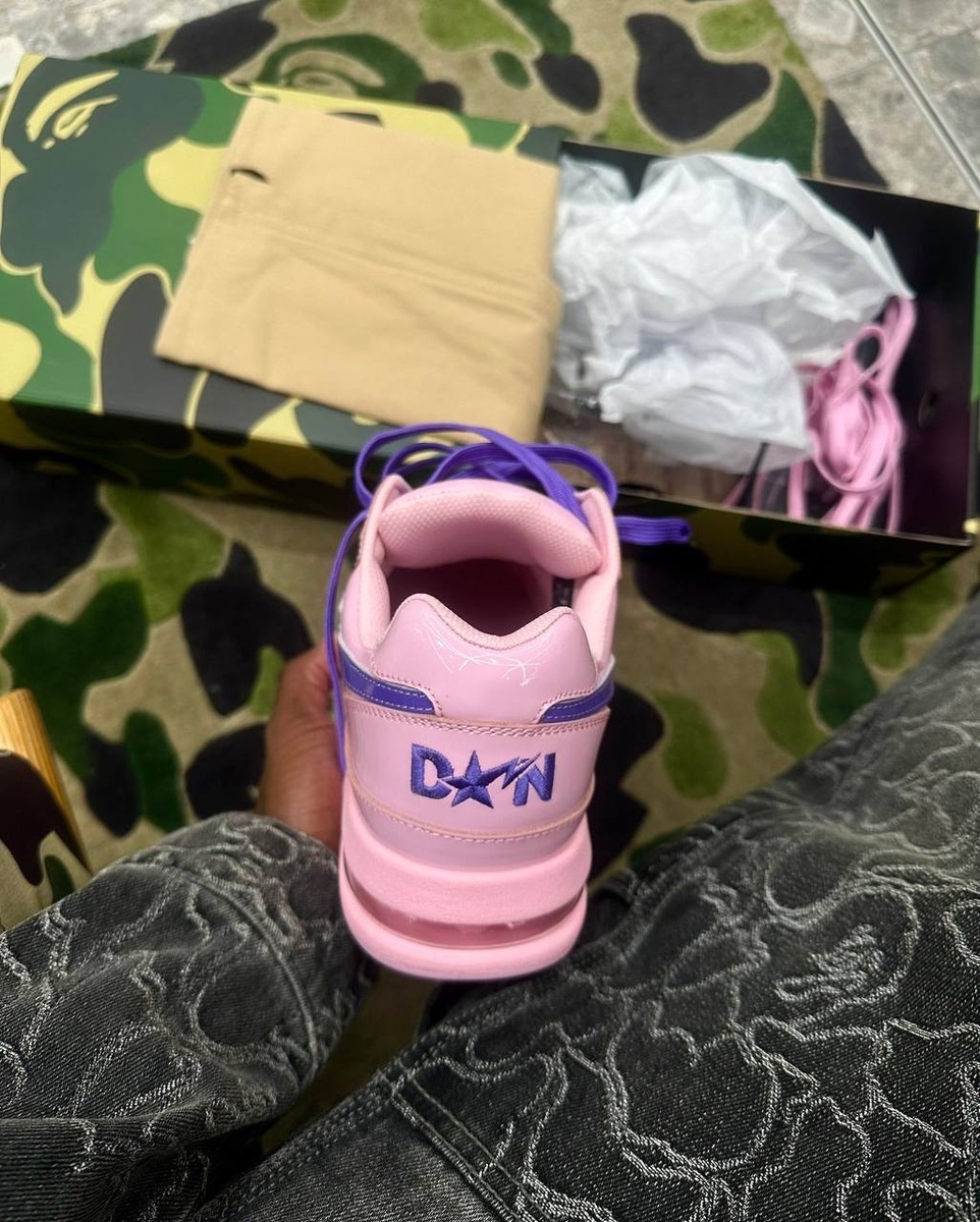 BAPE и Don Toliver представили совместный дизайн кроссовок Road STA