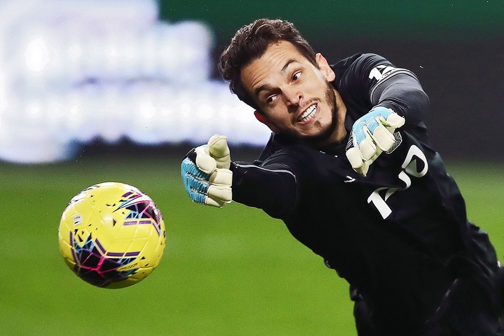    В составе "Локомотива" Гильерме был признан вратарем года в Премьер-лиге по итогам сезона 2020/21. / Станислав Красильников / ТАСС