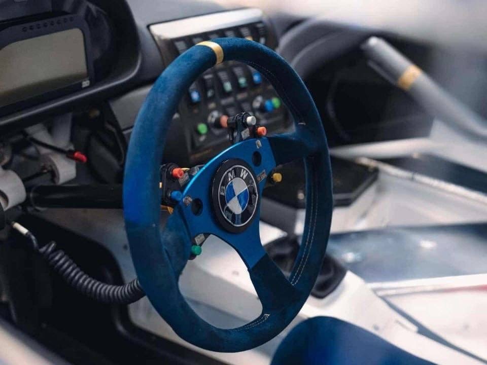 BMW воссоздала культовый M3 GTR из Need for Speed: Most Wanted  