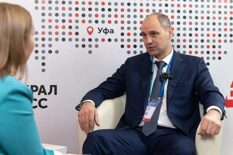    Денис Паслер: В Оренбуржье будут модернизированы основные автомобильные пункты пропуска Кристина Просвиркина