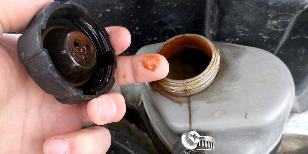 5 ошибок при замене антифриза: продлеваем ресурс двигателя