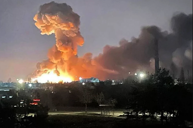 Фото: https://cdn5.vedomosti.ru/image/2022/1j/uikfk/original-13jr.jpg