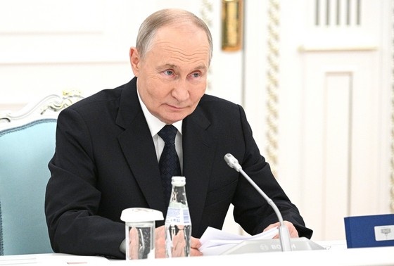    Владимир Путин