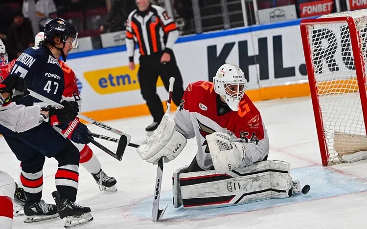    Источник фото: ХК «Авангард»