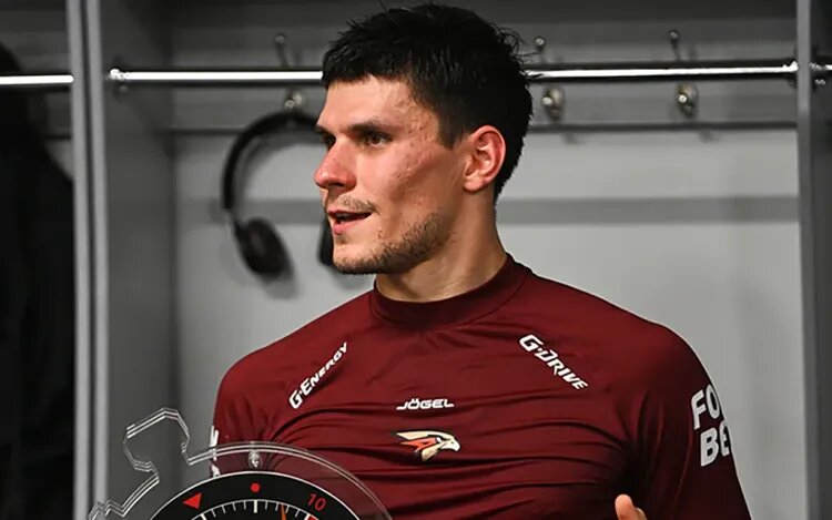    Источник фото: ХК «Авангард»