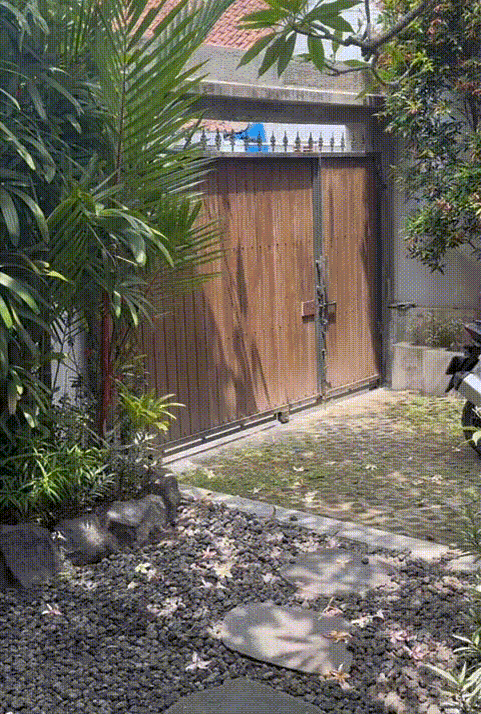 Это я при полном параде двигаю навстречу приключениям.