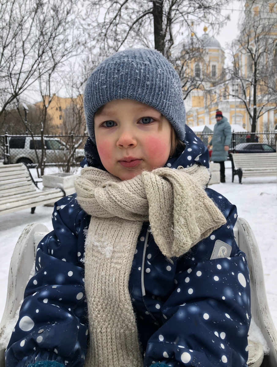 Матвейка в шапке